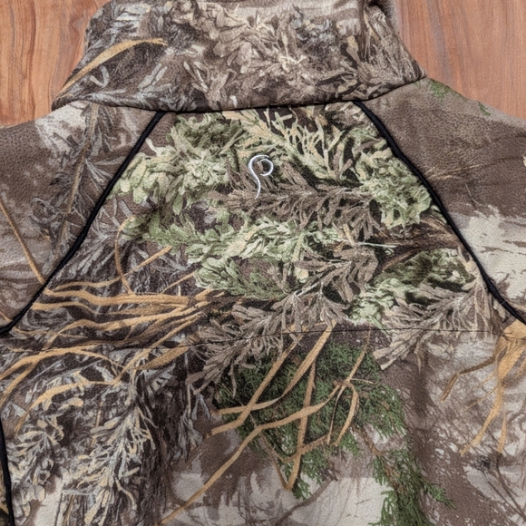 Prois Hunting Apparel Women's Small Realtree Camouflage Fleece Vest Like New - Picture 4 of 8